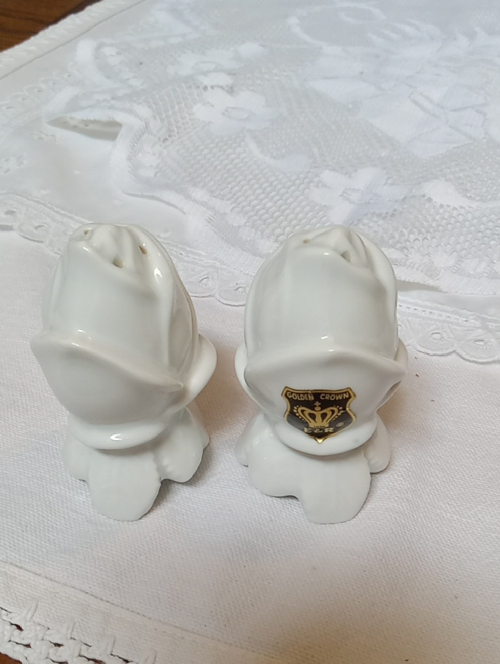 Golden Crown White Rose Salt & Pepper Shakers